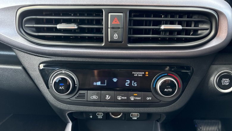 Hyundai i10 1.2 [79] Premium 5dr Auto [Nav] Petrol Hatchback